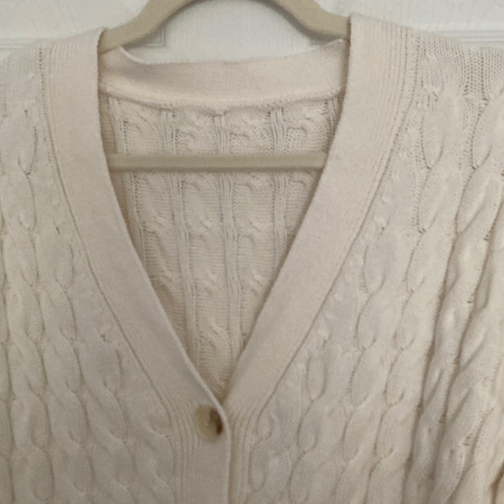 GAP Oversized Slouchy Cable-Knit Cardigan Sweater Cream Varsity 100% cotton S - Picture 4 of 9